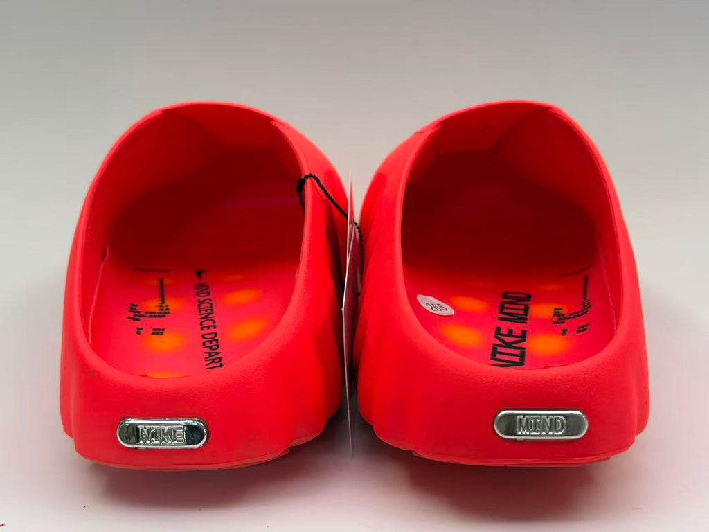 Nike Mind 001 - Rouge